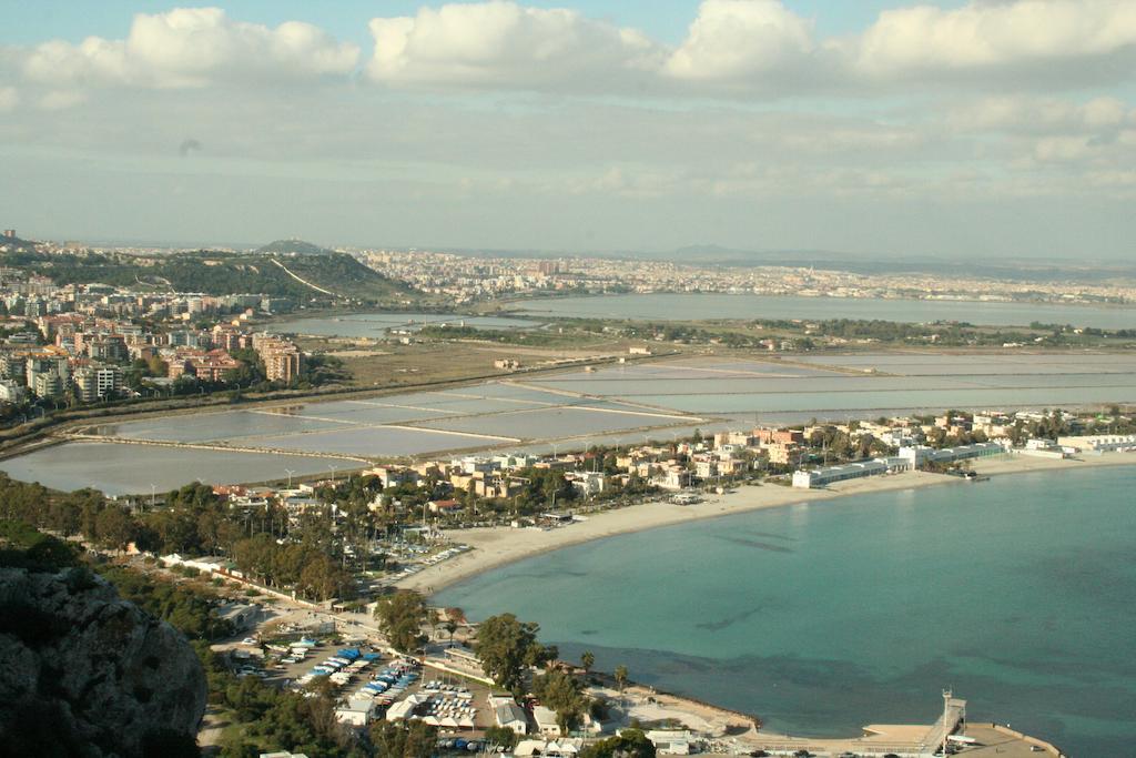 B&Beach Cagliari Guest House 외부 사진