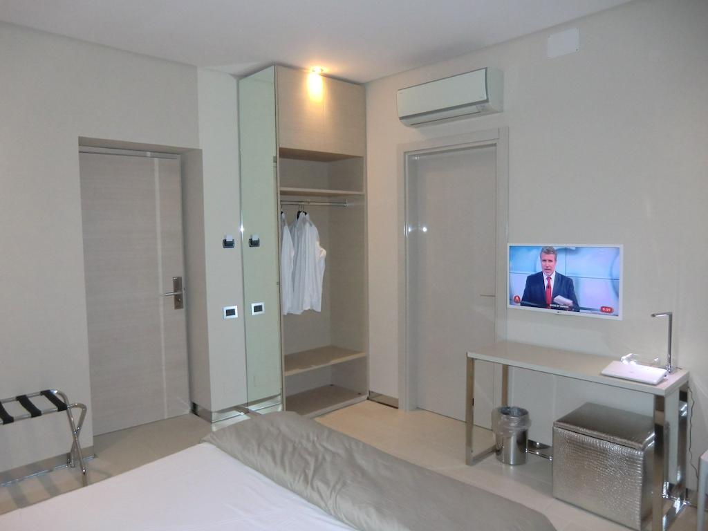 B&Beach Cagliari Guest House 객실 사진